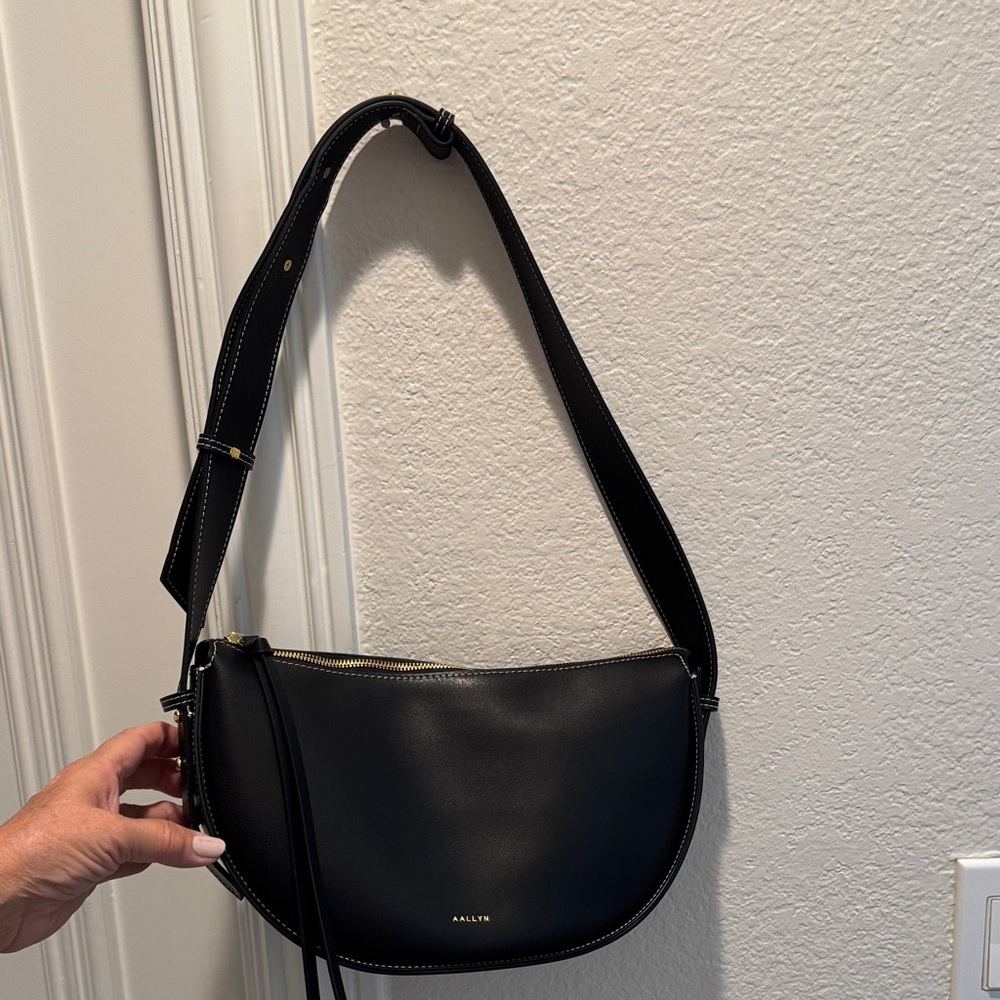 Elara by Aallyn Black Leather Convertible Bag